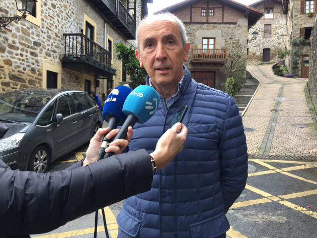 Erkoreka destaca la aportación de Pérez Rubalcaba a la convivencia en Euskadi y su compromiso con el 