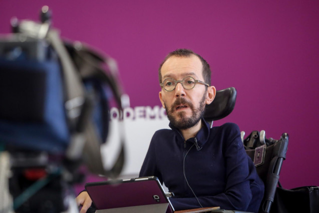 Entrevista de Europa Press al secretario de Organización de Podemos, Pablo Echenique