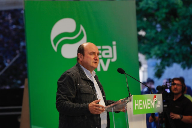 26M.- Ortuzar: 