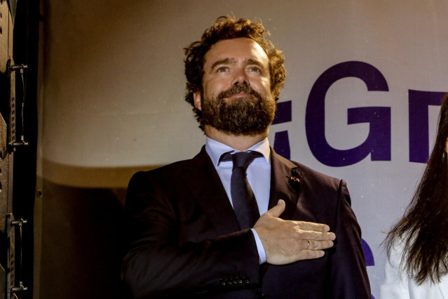 26M.- Vox reprocha al PP que les tachen de extrema derecha y avisa que 