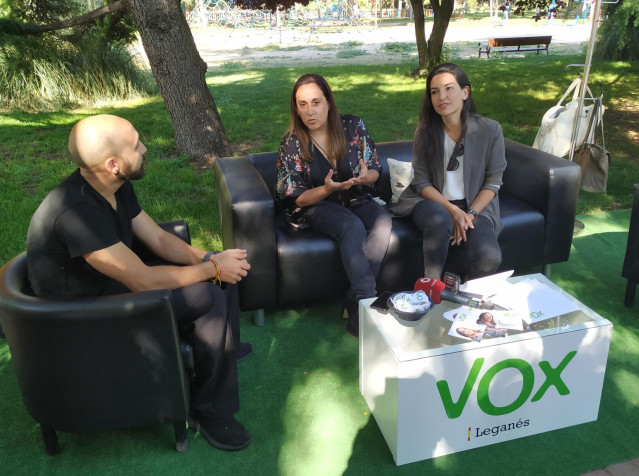 26M.- Monasterio (Vox) Dice Que Es 