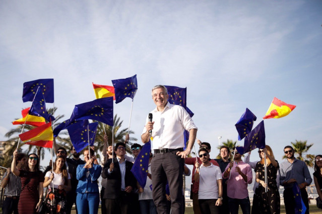 26M.-Garicano Critica Que Ayudas Europeas 