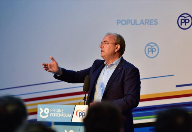26M.- Monago Invita A Pelear 