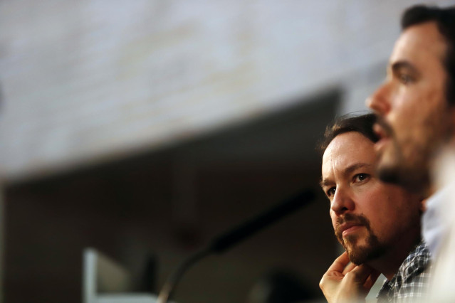 Pablo Iglesias, Alberto Garzón y Antonio Maíllo participan en un acto público en la Facultad de Comunicación de Málaga.