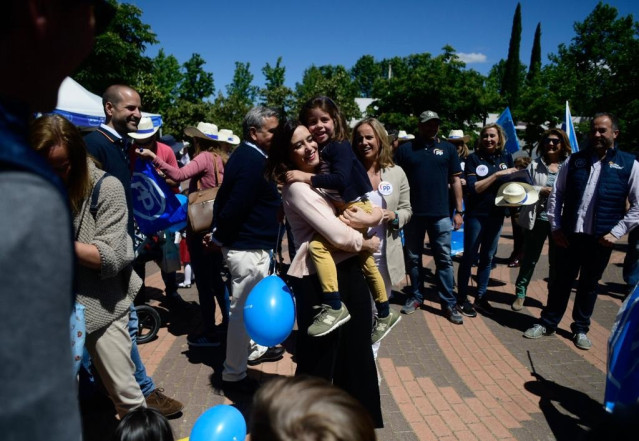 AMP.- 26M.- Díaz Ayuso anuncia que si gobierna creará una Consejería de Familia