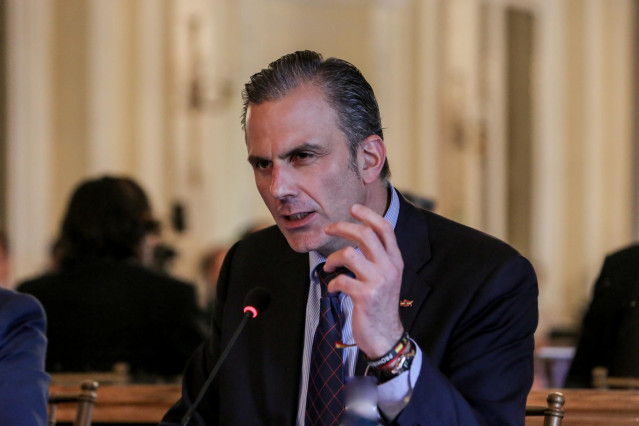 Presentación del libro 'Cake Minuesa' por el candidato de Vox a la Alcaldía de Madrid, Ortega Smith, en el Casino de Madrid