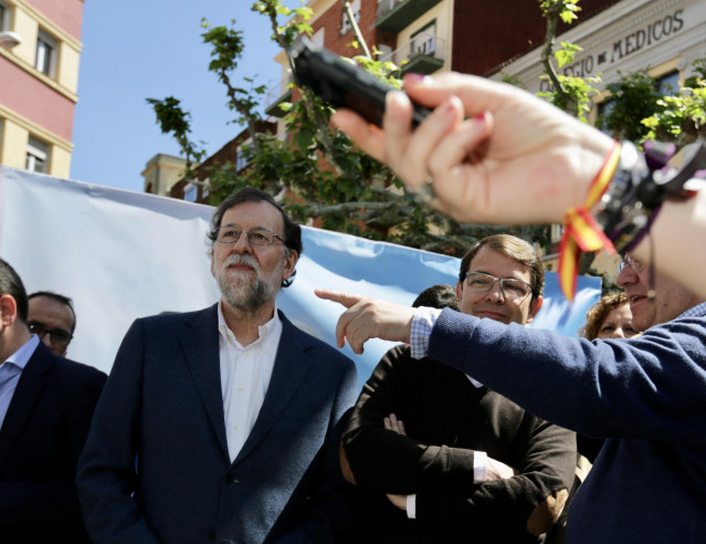 Acto del Partido Popular en la Plaza de las Cortes Leonesas en León