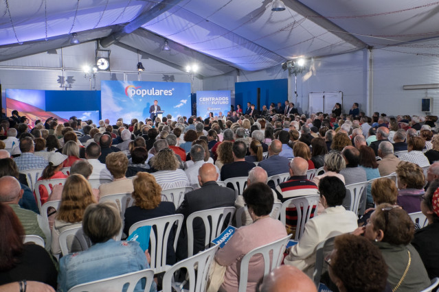 AMP.- 26M.-Feijóo pide unir el voto en el PP para evitar que los 