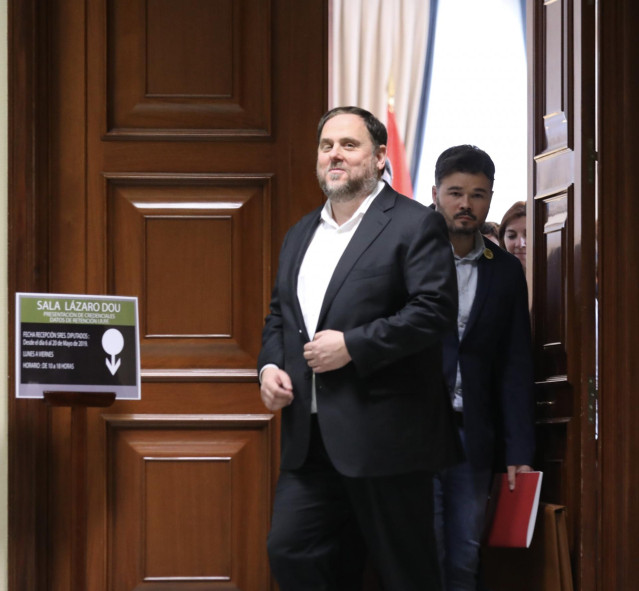 Los parlamentarios presos por el 'procés' se acreditan en el Congreso y el Senado bajo supervisión policial