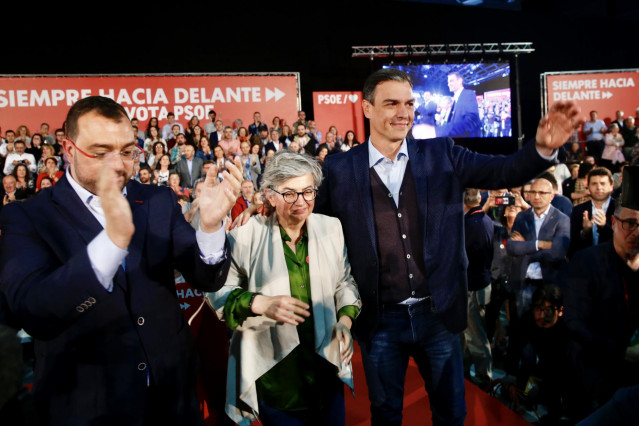 Mítin electoral de Pedro Sánchez en Gijón