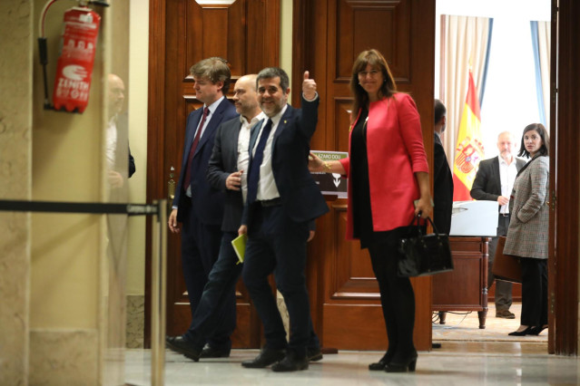 Los parlamentarios presos por el 'procés' se acreditan en el Congreso y el Senado bajo supervisión policial