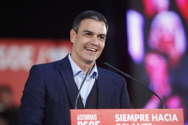 Mítin electoral de Pedro Sánchez en Gijón
