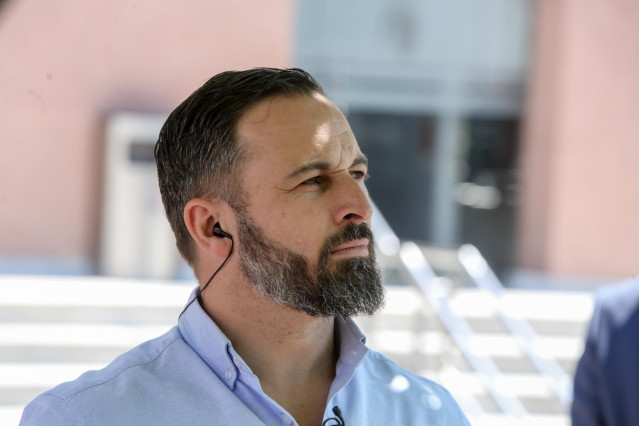 Abascal respalda a su candidato europeo, que habló de 