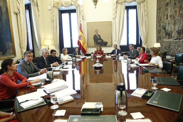 Primera reunión de la Mesa del Congreso de los Diputados de la XXX Legislatura