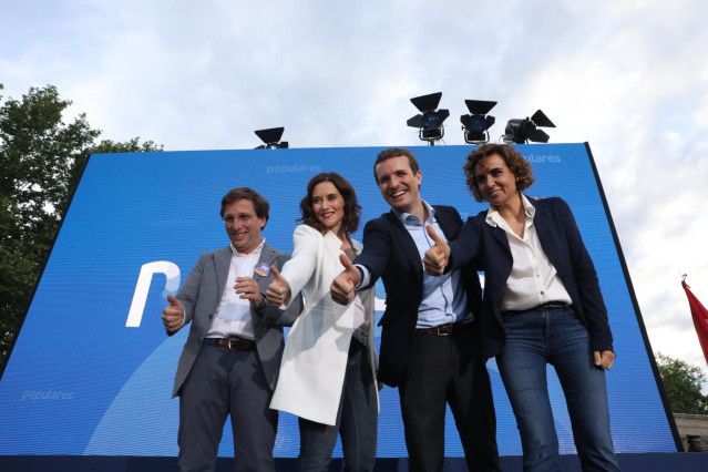 Acto de inicio de campaña del Partido Popular para el 26-M en el Templo de Debod en Madrid