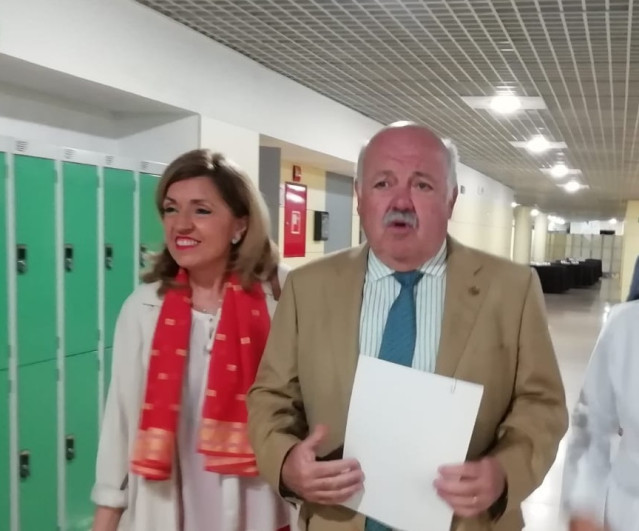 Jesús Aguirre pide por carta a Amancio Ortega que considere a Andalucía zona 