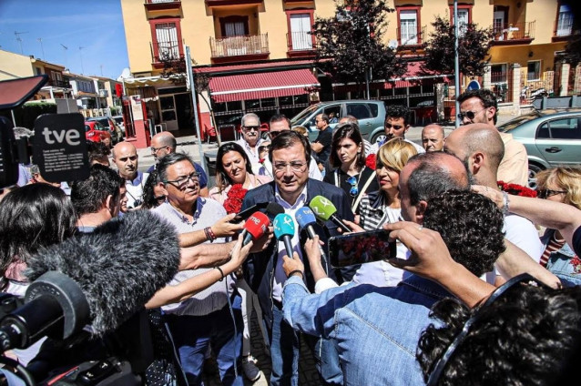 26M.- Vara Confía En Una 