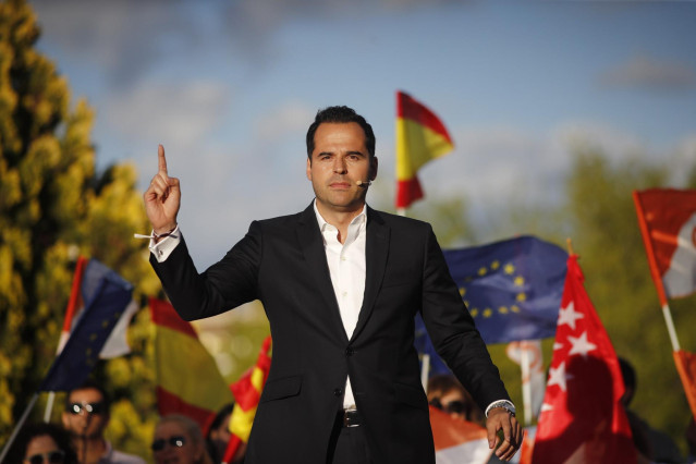 Cierre de campaña de Ciudadanos en el Parque Alfredo Kraus en Madrid