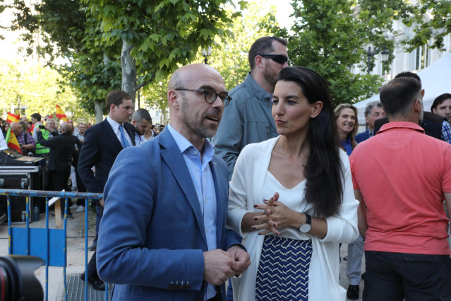 Cierre de campaña electoral de Vox en la Plaza de la Villa de París, en Madrid