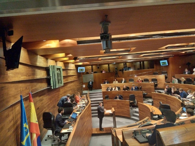 Pleno.- El parlamento asturiano gastó 13,7 millones en 2018