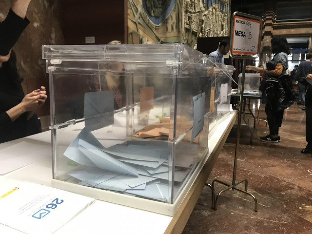 Málaga.- 26M.-PP y PSOE presentan denuncias ante la Junta Electoral por publicidad e 