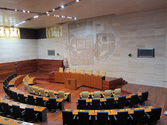 26M.- El DOE publica el decreto de convocatoria de elecciones a la Asamblea de Extremadura