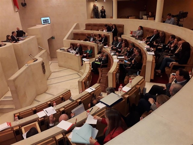 Ley de Emergencias, infraestructuras, Sidenor y diques de Santander, a debate en el último Pleno de la legislatura