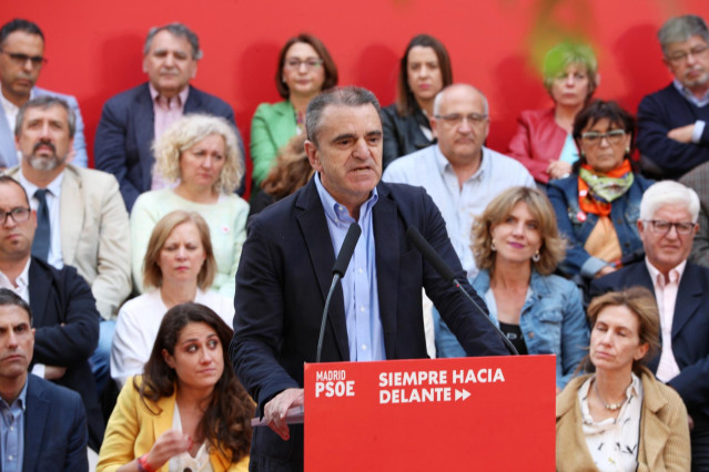 Inicio de la campaña del PSOE para las elecciones del 26-M en la Plaza Don Antonio de Andrés en Madrid