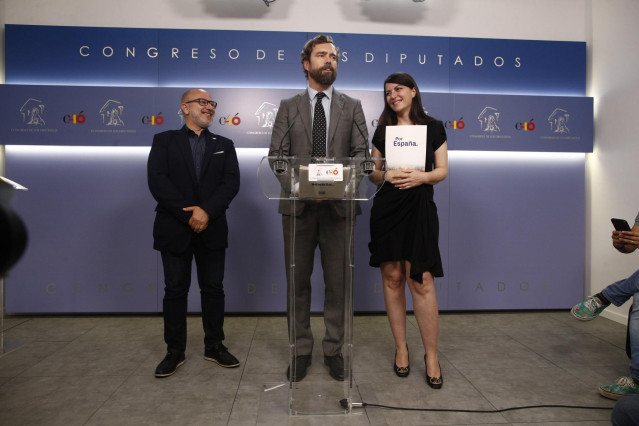 Vox pide a la Mesa del Congreso que los presos suspendidos no cobren sus sueldos de diputados