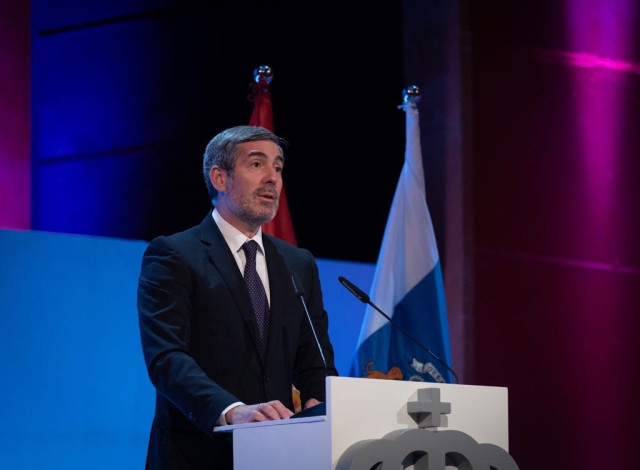 Clavijo muestra su 