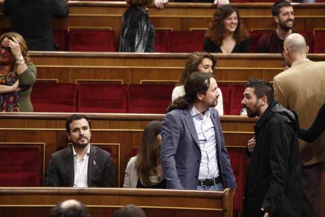 Los Reyes Felipe y Letizia, acompañados por los eméritos don Juan Carlos y doña Sofía, presiden el acto conmemorativo del 40º aniversario de la Constitución de 1978 en el Congreso, al que asisten políticos y representantes de distintas instituciones