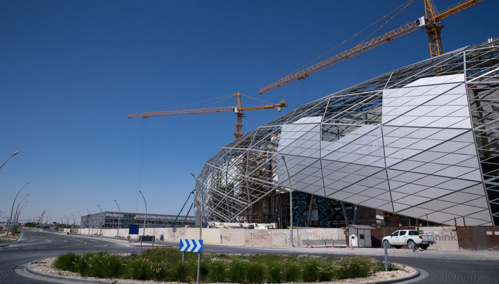 Obras en el esterior del Education City Stadium