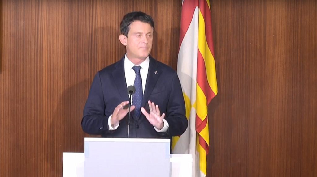 Primera rueda de prensa de Manuel Valls en el Ajuntamiento de Barcelona