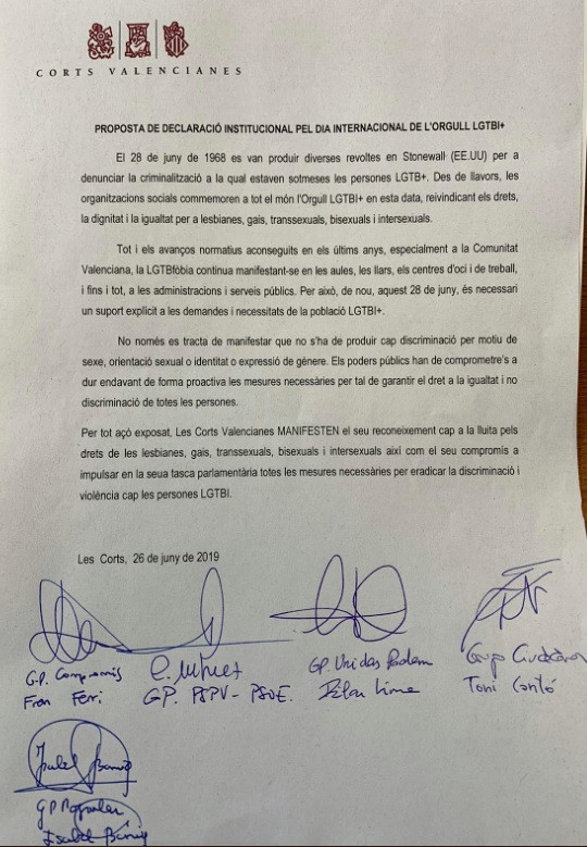 Declaración por los derechos LGTBI firmada por todos los grupos de Les Corts a excepción de Vox