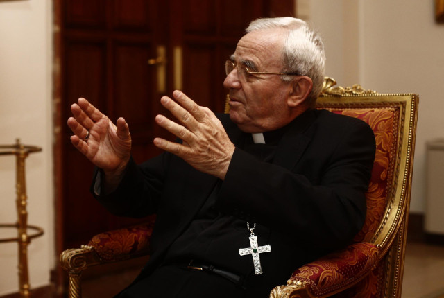 El nuncio del Papa en España, Renzo Fratini, posa en la Nunciatura Apostólica en España tras una entrevista para Europa Press.