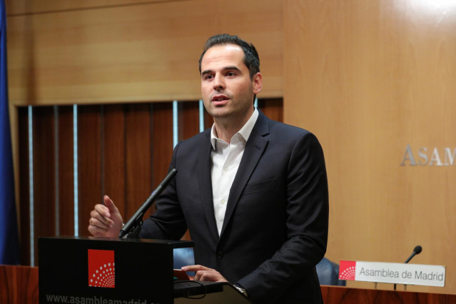 El portavoz de Ciudadanos en la Asamblea de Madrid, Ignacio Aguado, en rueda de prensa.