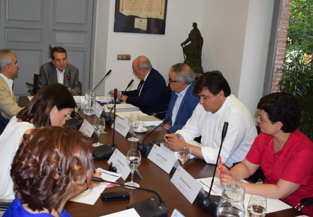 Reunión de la Junta de Gobierno de la FEMP bajo la presidencia de Abel Caballero