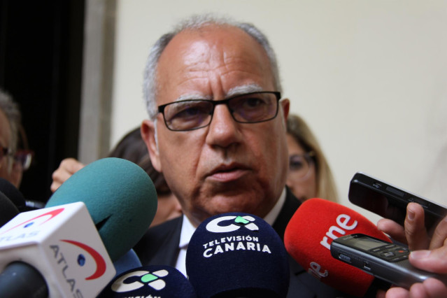 CONSTITUCIÓN X LEGISLATURA (CASIMIRO CURBELO)