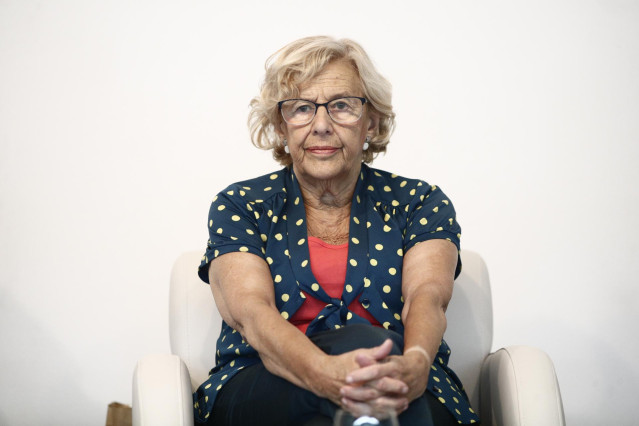 La exalcaldesa de Madrid, Manuela Carmena, durante la inauguración del XVII Encuentro de Emprendedoras y Empresarias en el Círculo de Bellas Artes