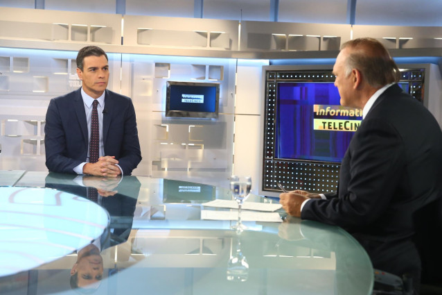 El presidente del gobierno en funciones, Pedro Sánchez, en una entrevista concedida a Telecinco en Madrid