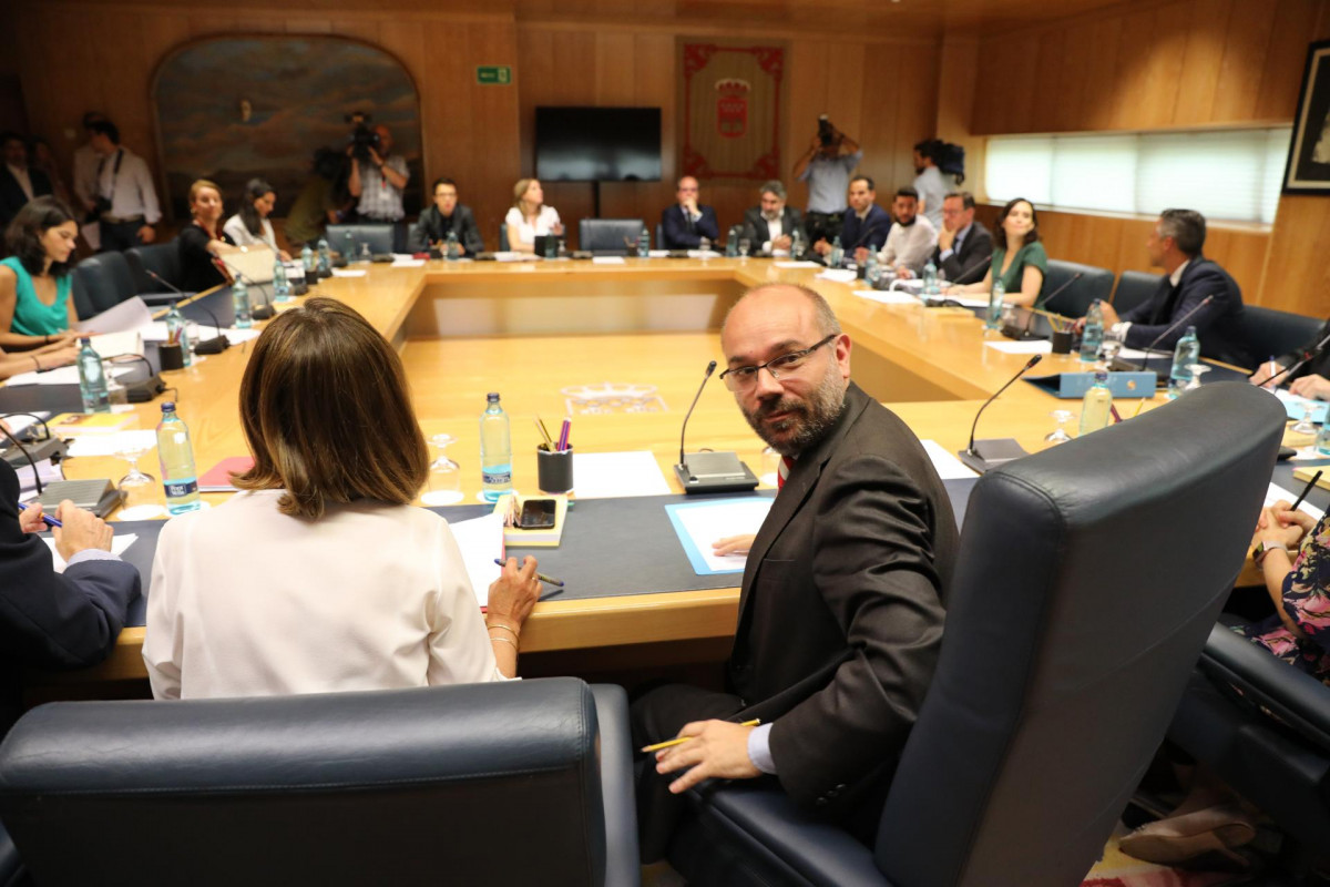 El presidente de la Asamblea de Madrid, Juan Trinidad, durante una reunión de la Junta de Portavoces de los Grupos Parlamentarios en la Asamblea de Madrid.