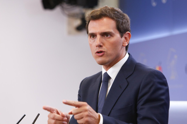 El presidente de Ciudadanos, Albert Rivera, en rueda de prensa en el Congreso