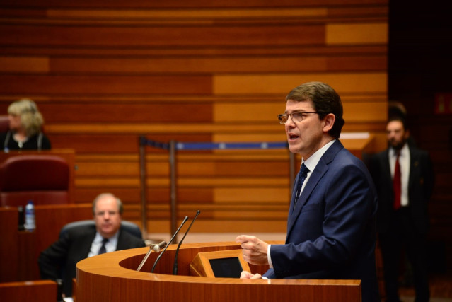 Invest- Los apoyos a familias numerosas llegarán a las monoparentales o con 2 hijos en la legislatura de la conciliación