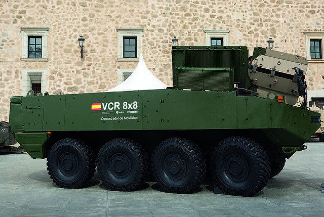 Prototipo del nuevo vehículo blindado de las Fuerzas Armadas.
