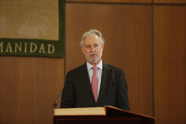 Toma de posesión de Rafael Porras como miembro del Consejo de Administración de la RTVA. En el Parlamento de Andalucía. Foto de archivo