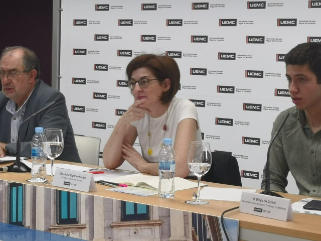 Quijano (i), Pagazaurtundúa y Jaume Vives.