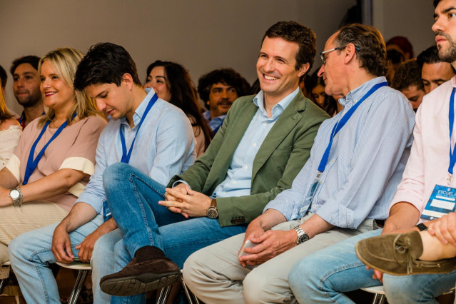 Pablo Casado participa en la 'Escuela Miguel Ángel Blanco' que organiza Nuevas Generaciones en Vitoria