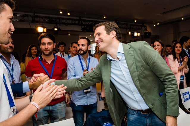 Pablo Casado participa en la 'Escuela Miguel Ángel Blanco' que organiza Nuevas Generaciones en Vitoria