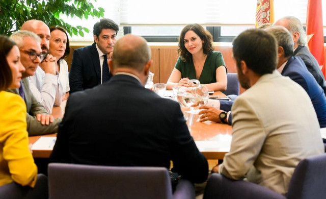 La portavoz del PP en la Asamblea de Madrid, Isabel Díaz Ayuso, se reúne con el equipo de Gobierno de la Comunidad de Madrid.