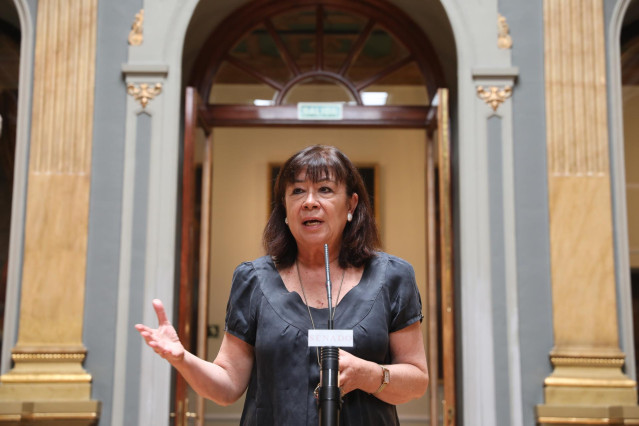La presidenta del PSOE y vicepresidenta priemra del Senado, Cristina Narbona, en rueda de prensa tras la reunión de los miembros de la mesa del Senado.